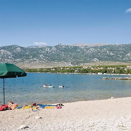 Holiday home Cozy In Rovanjska